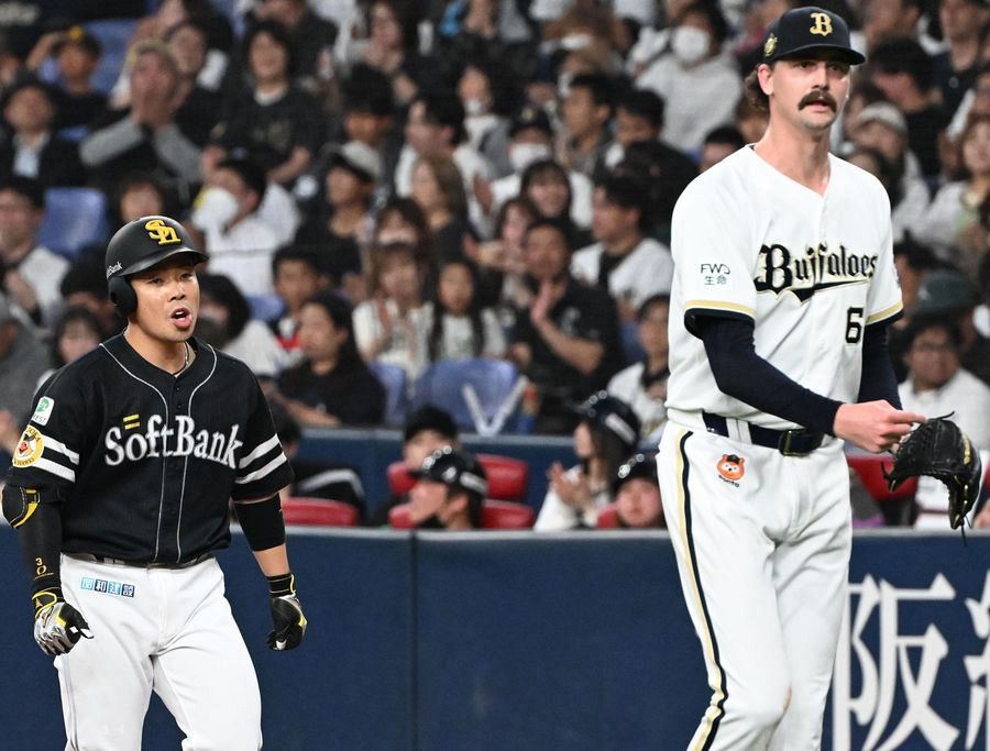ソフトバンク、天敵213センチ右腕の〝壁〟を乗り越えられるか