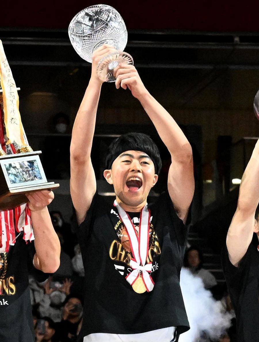 デニス・ロッドマンの逸話知り実践 全国高校バスケ連覇・福岡大大濠の