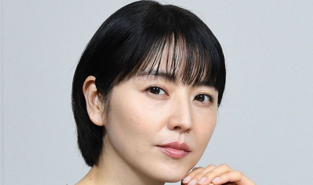 元日の電撃婚発表後、初の…長澤まさみ〝感謝の艶やかショット〟公開に