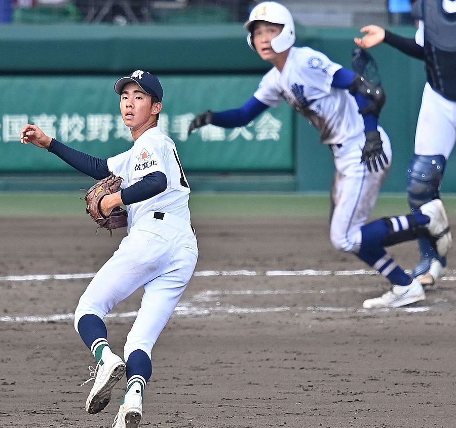 佐賀北高校　ユニフォーム　がばい打線 記者の予想は初戦敗退、結果は優勝…佐賀北の「がばい旋風」は