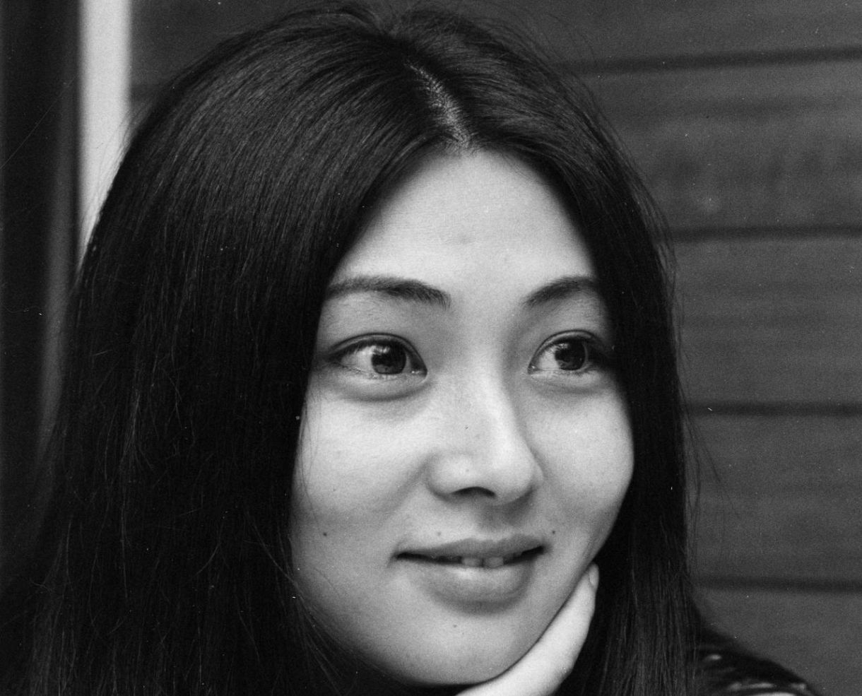 女囚さそり」「野良猫ロック」79歳になった梶芽衣子〝最新姿〟に 