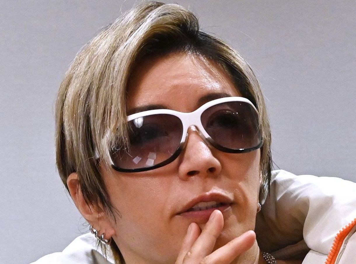 「え?こんな顔だっけ??」サングラス無し、GACKT〝素顔〟に「存在感が圧倒的」「いいじゃーん!」「久々に見たくなる」の声:「おっ!」で ...