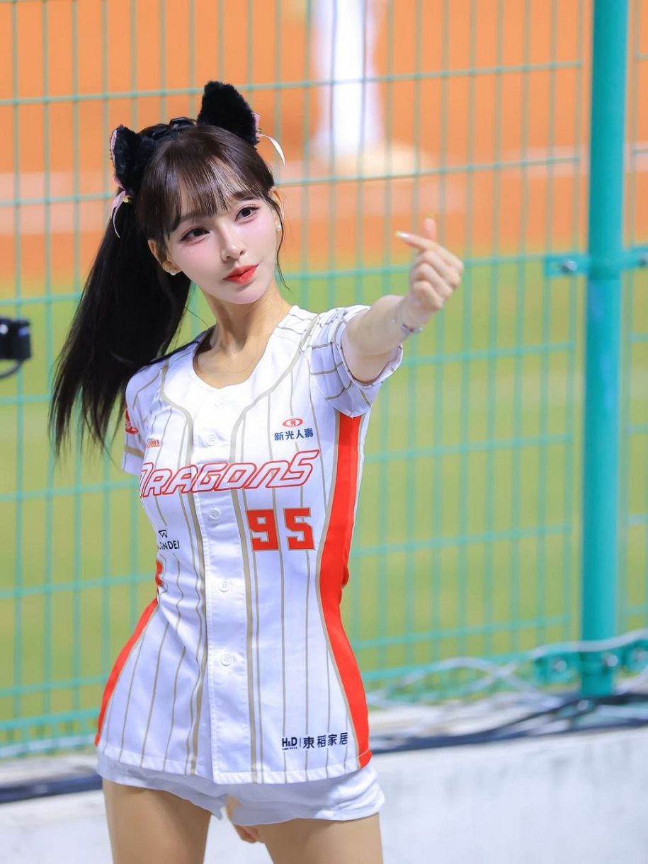 最強軍団襲来」WBC台湾チア〝ドリーム・チーム〟が東京上陸