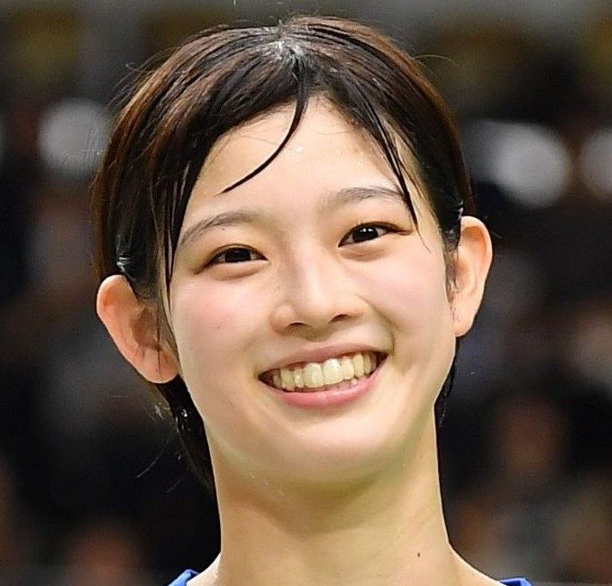 芸術レベル」バドミントンのニューヒロイン田口真彩〝晴れの日を彩る