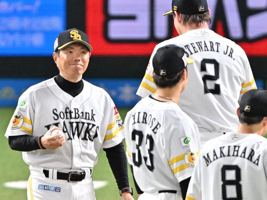 オスナを連投させないと決めていた」 ソフトバンク小久保監督、〝樹木