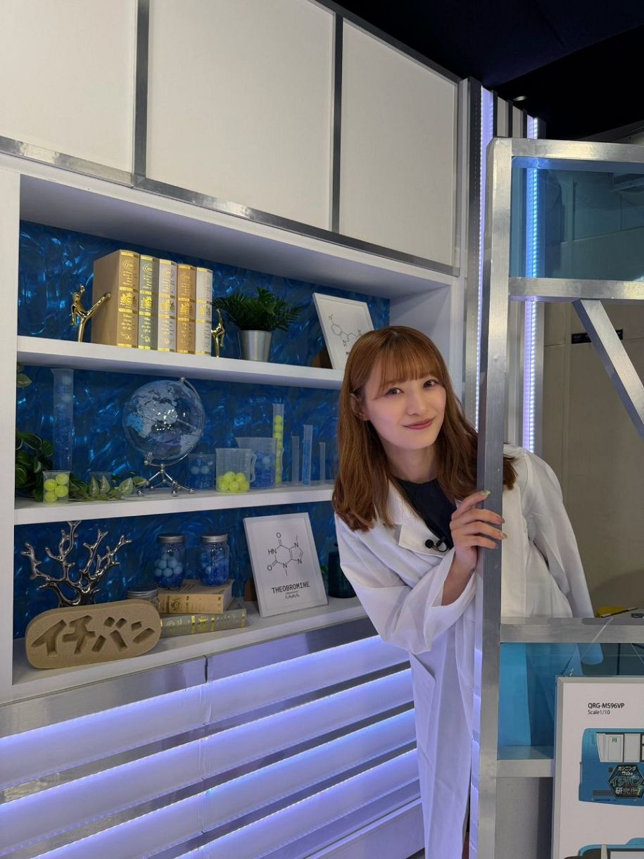 痩せすぎじゃ…」〝びしょ濡れ〟透けビキニショット、元乃木坂46の中田