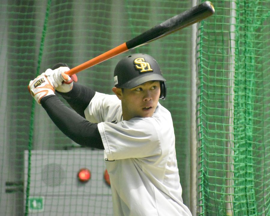 高卒1年目に2度の手術…ソフトバンク宇野真仁朗が5月初旬の実戦復帰へ
