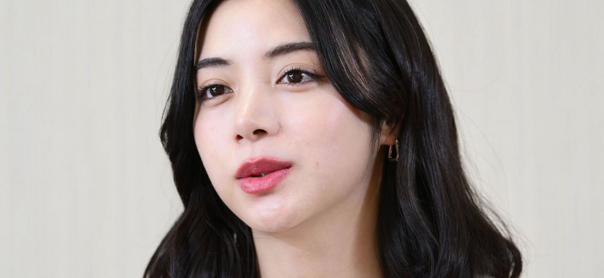 たまらなく…」〝妖艶な肩出し見返りショット〟池田エライザに反響