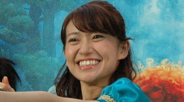 激変〟姿が話題。写真は林遣都の妻、大島優子＝2013年撮影｜「大島優子
