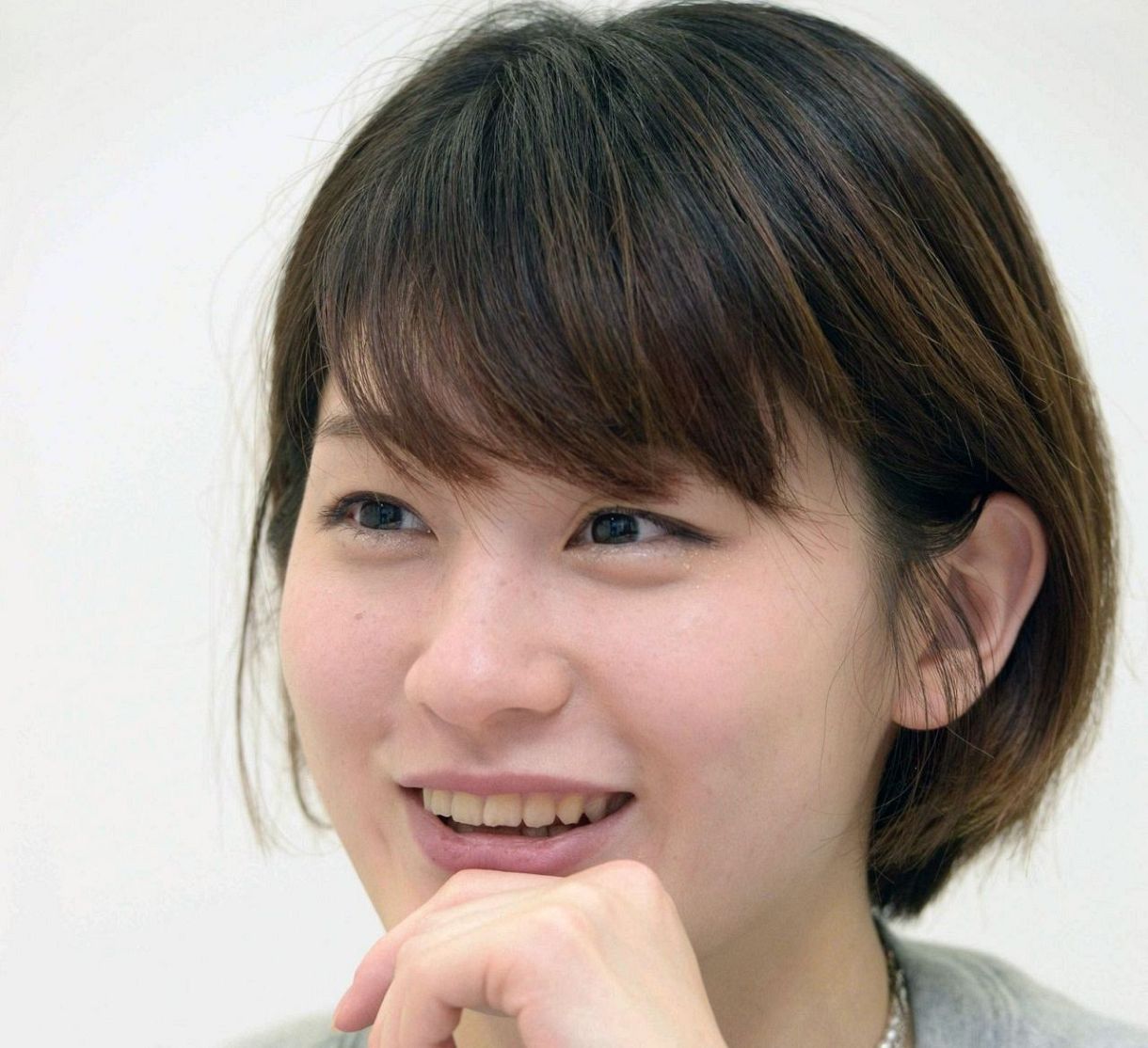一瞬、誰かと...」アマゾンで出産、未婚の母に〝激変〟33歳コムアイの 
