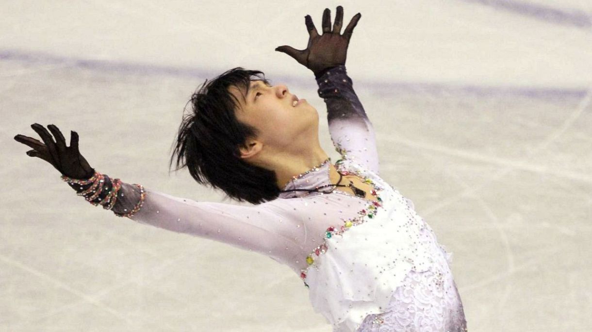 こっ、これ最新姿⁉」「想像の斜め上…」今春再始動の羽生結弦