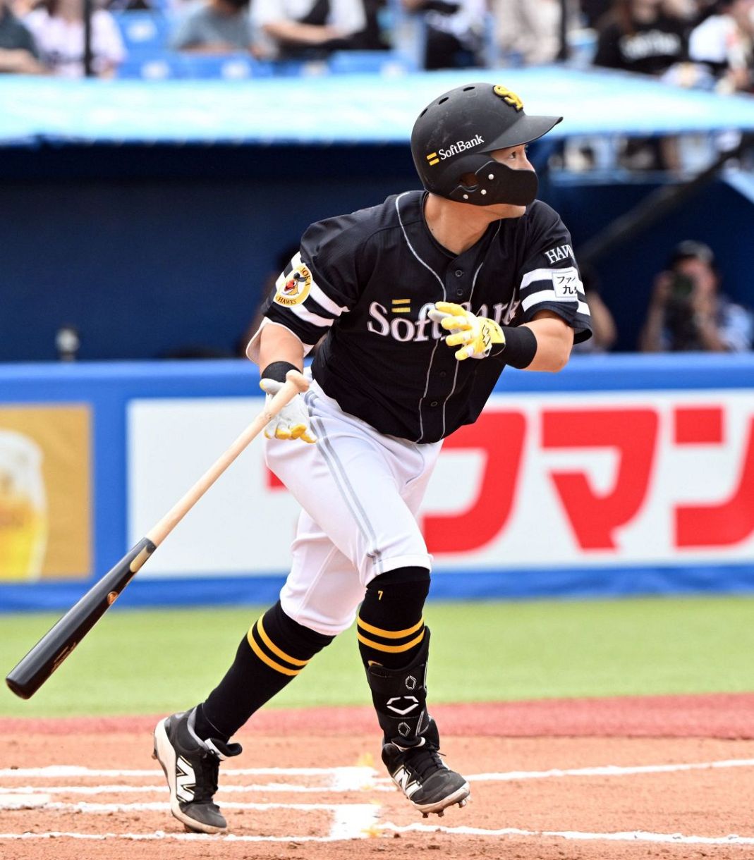 打った晃がたいしたもん」ソフトバンク小久保監督、6回の代打策ピタリ