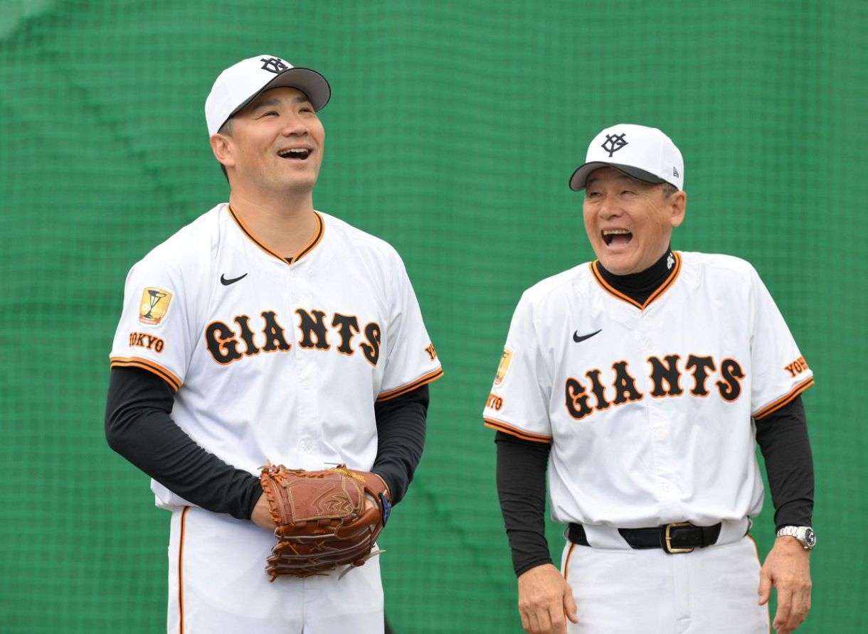 手を離すなよ」とささやいて…田中将大を復活に導く〝魔改造〟報道陣に