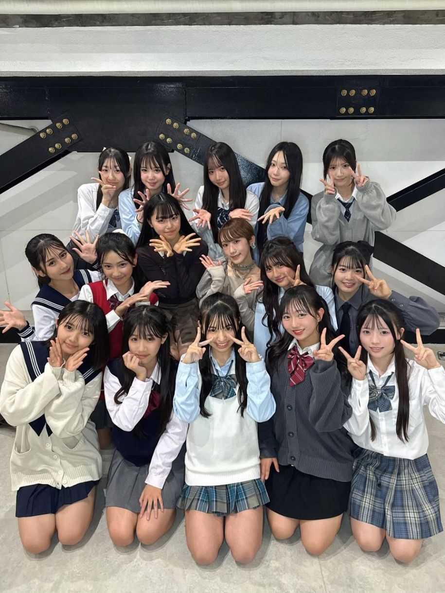 佐藤計 　「ノルマンディー」　油彩　F8号　應美会　 双樹会会員　 鹿児島県出身 ひとりだけ桁違い」3万人の頂点〝日本一かわいいJC〟鹿児島出身中学1