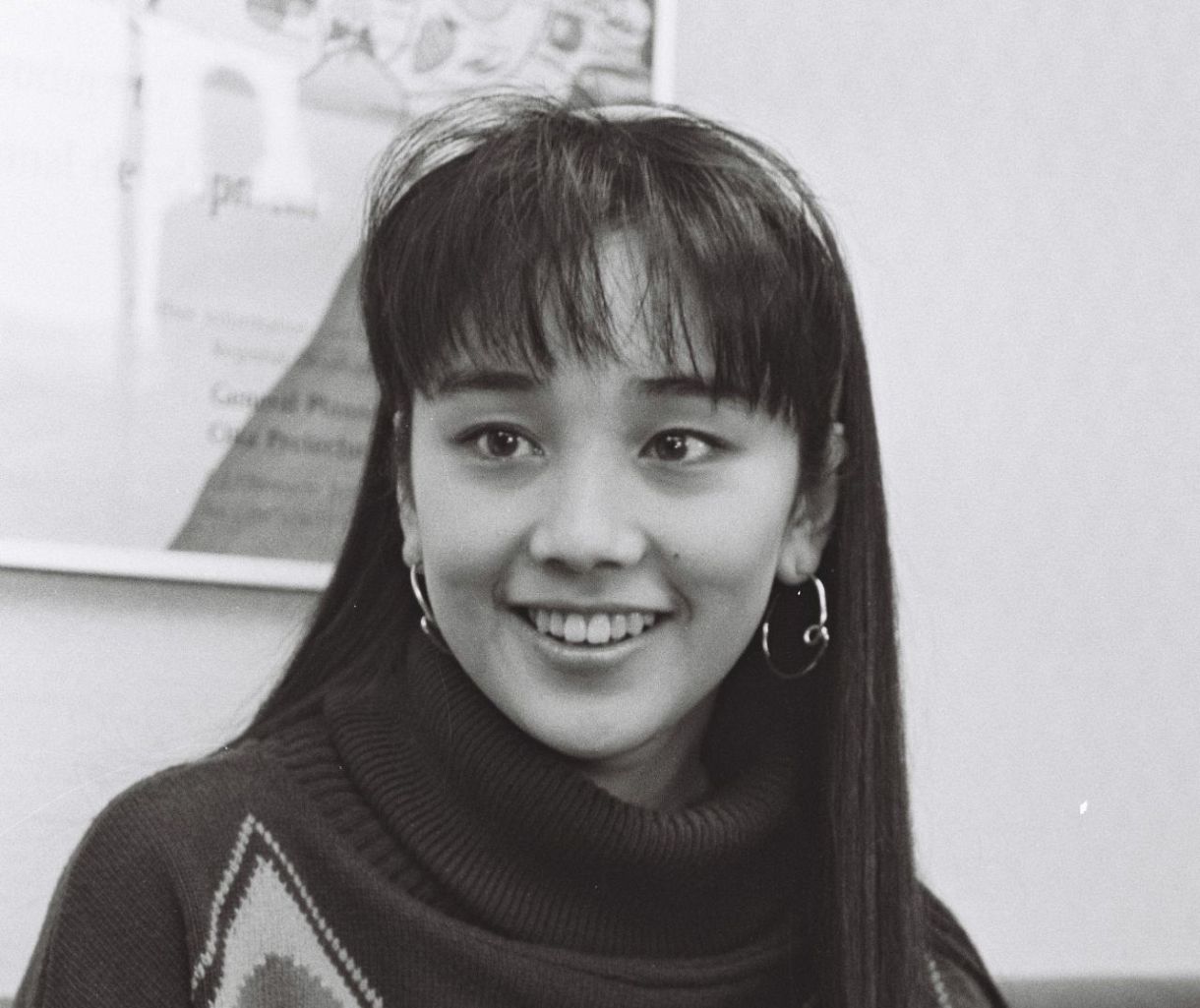 むしろまだ53だったとは驚き！」西田ひかる〝青スカート〟近影が話題
