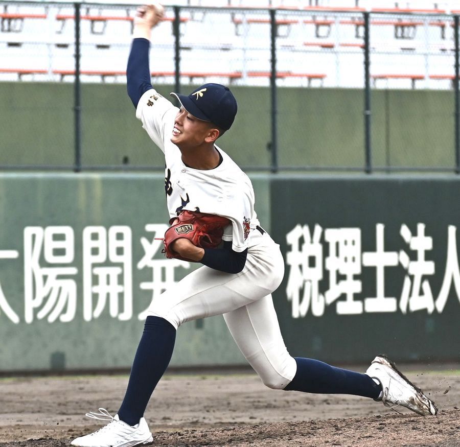 先発し8回途中まで4失点と力投した神村学園の大江｜エース登板せず6