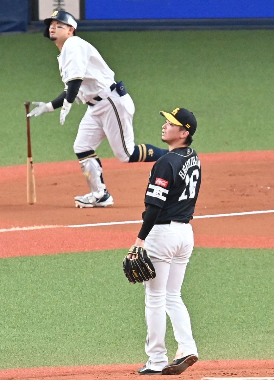 ☆値下げ☆東浜巨投手 スパイク