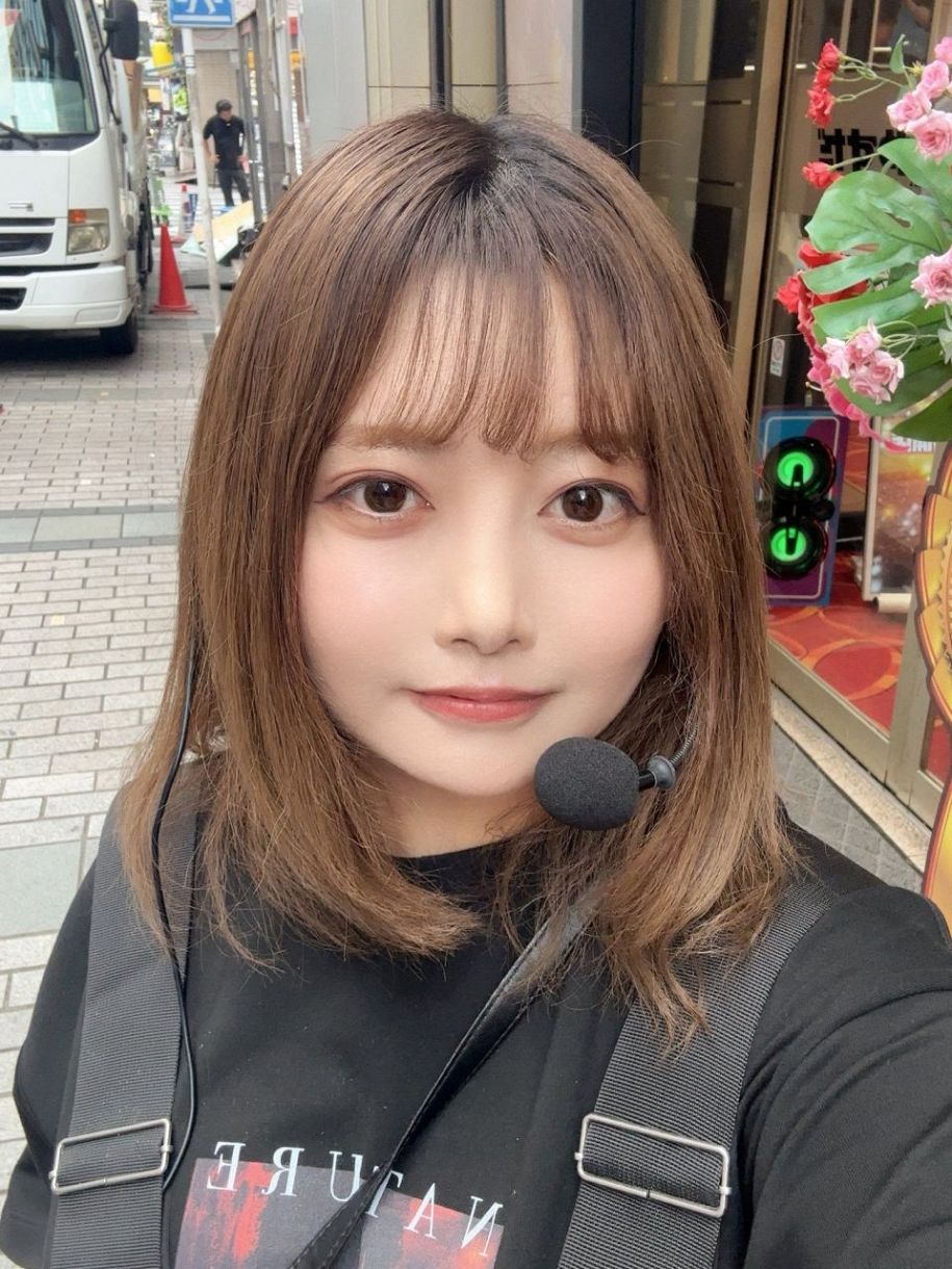 「とうとう…」人気タレント〝四次元ポケット〟グラビアショットに反響「これはこれで…」「お〜ぷにゅぷにゅ」「いいんだよこれで」