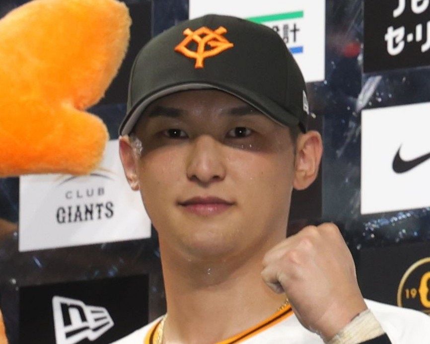 「旦那様、遠征ですね」巨人選手と〝地元婚〟から1年半…歌手・足立佳奈の「ひとりお家じかん」ショットに反響:「おっ!」でつながる地元密着のスポーツ応援メディア 西スポWEB OTTO!