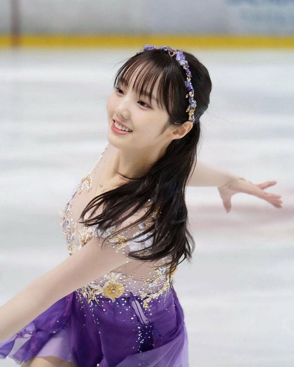 本田真凜　顔アップ 