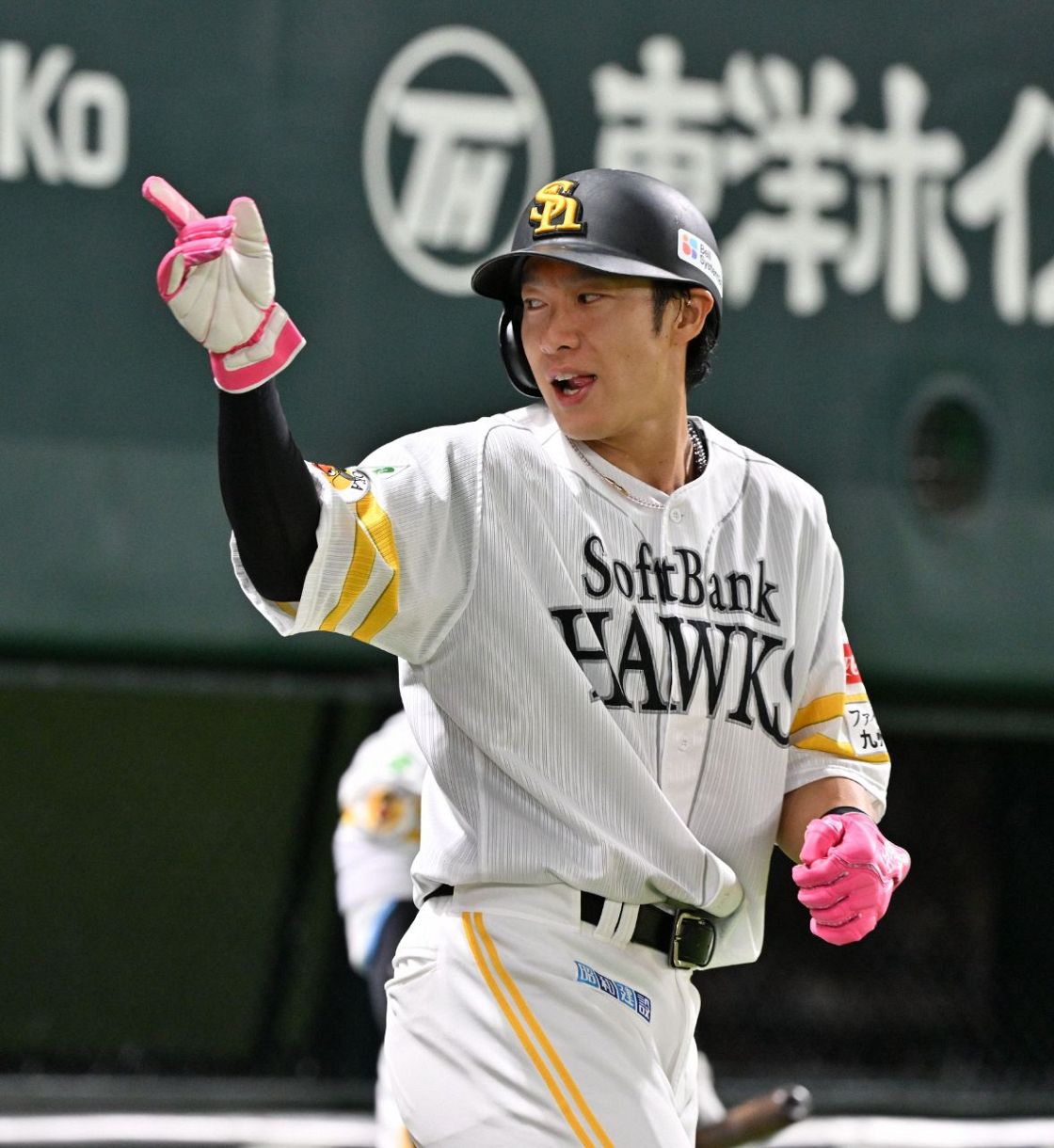 左翼スタメンで驚異の勝率9割超 ソフトバンク柳田悠岐が3安打2打点