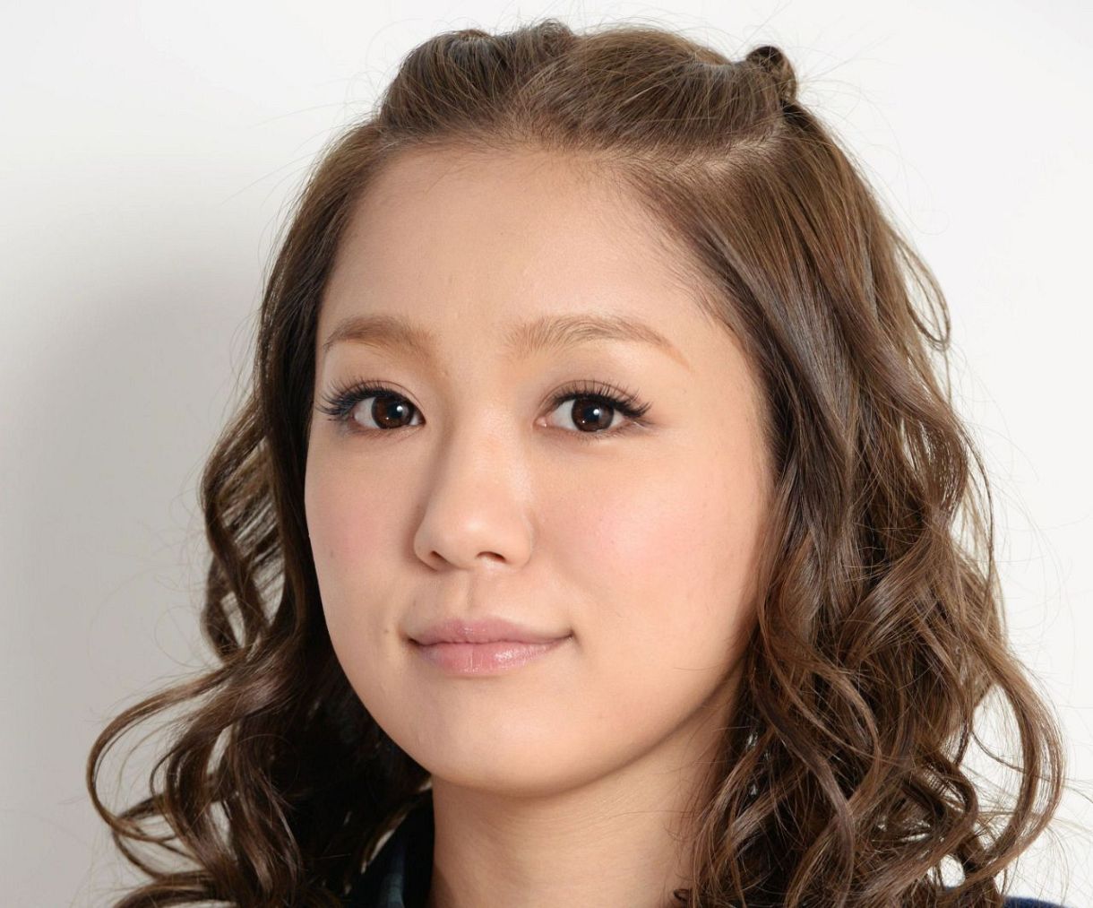 くびれくっきり、へそピで雰囲気一変の西野カナに「ギャル感あって最高
