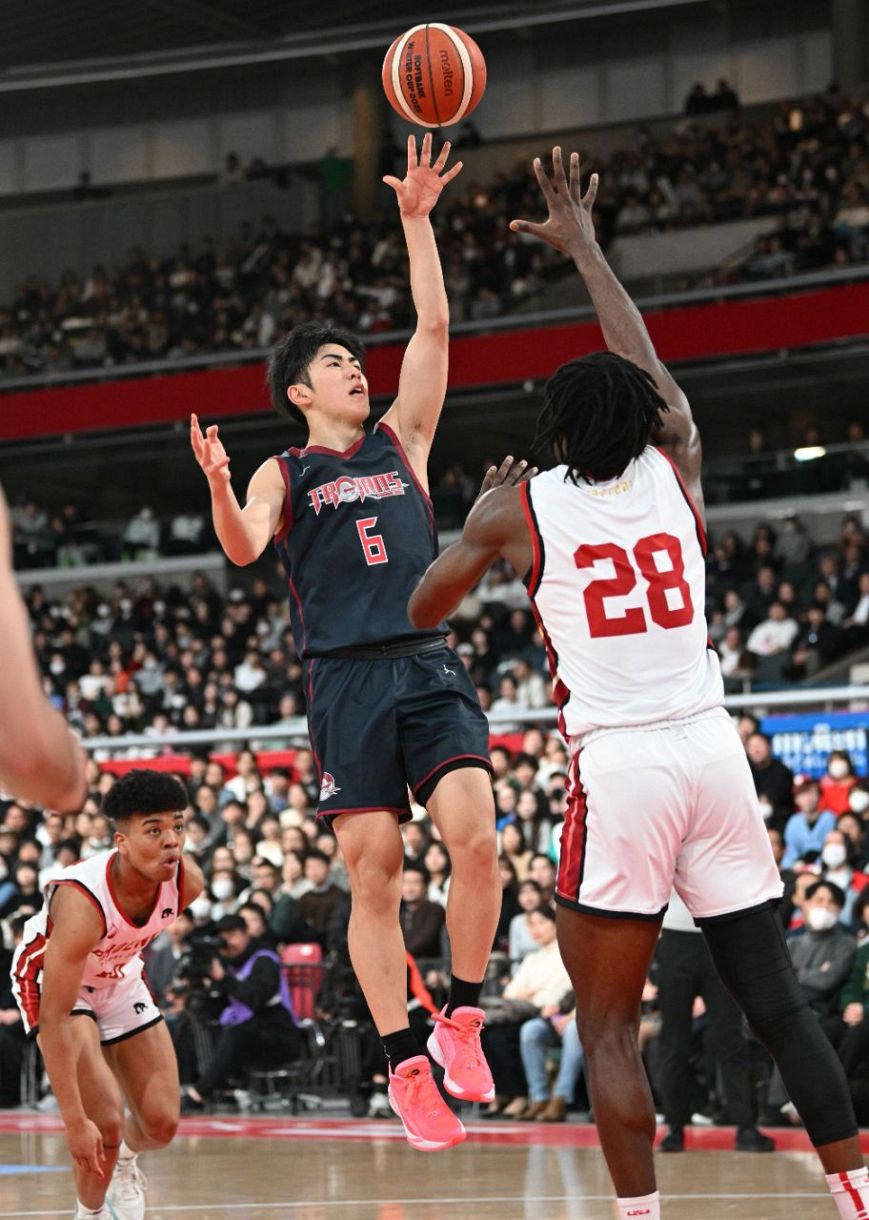 絶対勝ち切れる」福岡大大濠が同校初の連覇へあと1勝 3年生躍動でIH