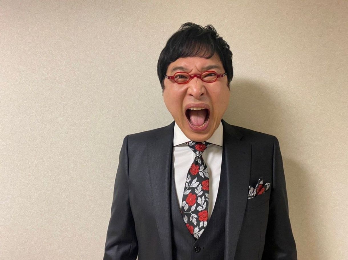 「ご機嫌です！」南キャン山ちゃん、〝アンジェリーナジョリーとの2S〟に感激！「不思議と顔まで似ちゃうのほんと凄い」：「おっ！」でつながる地元 ...
