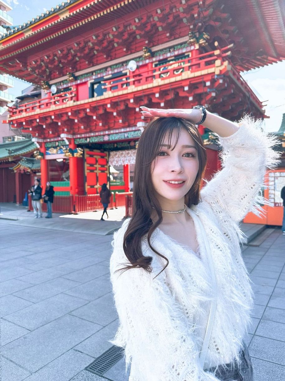 今年で4年目になりました」〝透け透けハイレグ〟ラウンドガール姿の