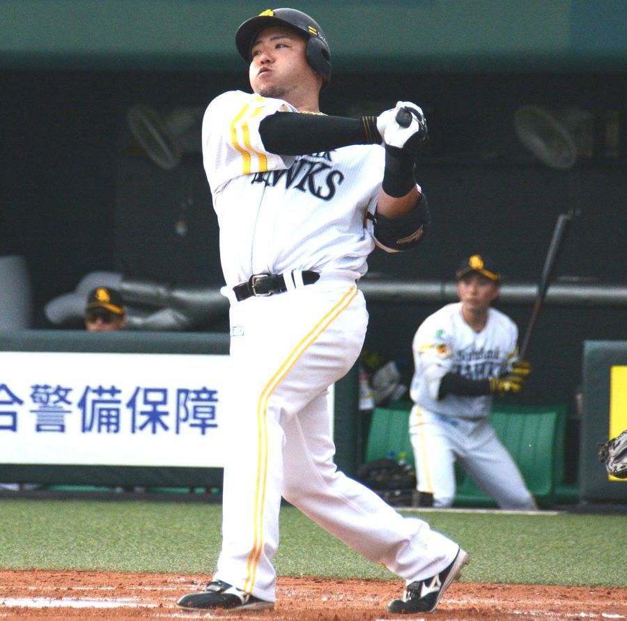 打撃不振で2軍再調整のソフトバンク山川穂高が決断 16年間使用のバット