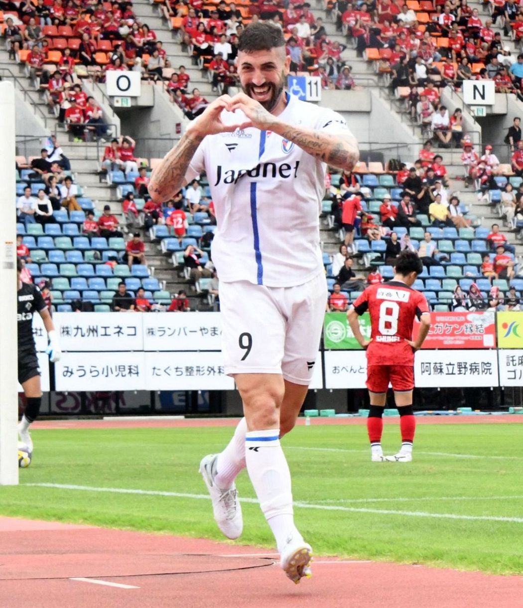 長崎＆福岡で3度J1昇格の功労者…V・ファーレン長崎のFWフアンマ