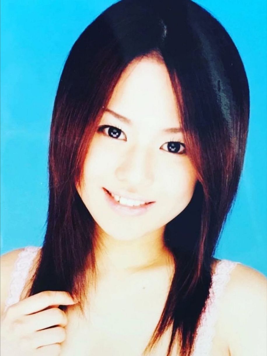 年齢サバ読み〟告白から4カ月…蒼井そら〝心機一転〟黒髪ボブ姿に反響