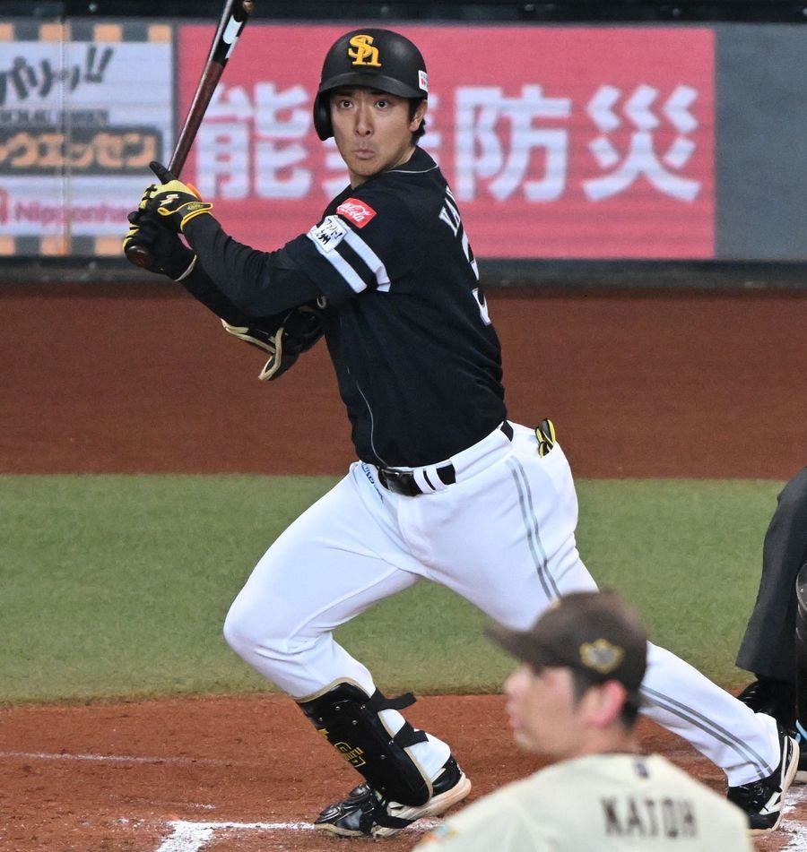 前日代打で決勝打のソフトバンク柳町達が逆転2点適時打 「積極的に