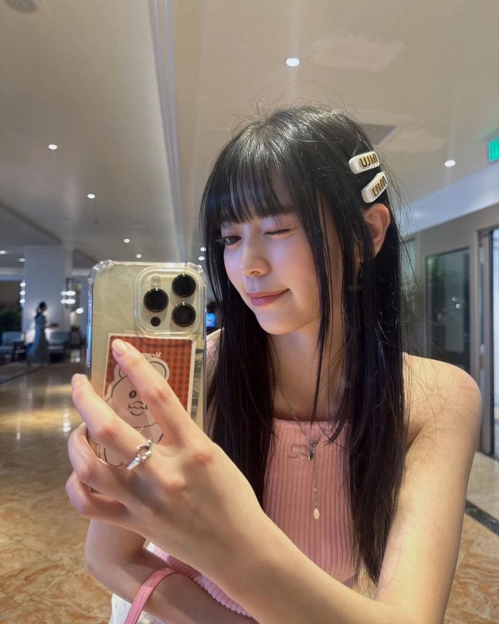 〝コロコロ始球式〟話題の坂井仁香（インスタグラム@hitok｜「清宮くんデレデレやん」超とき｜写真｜【西スポWEB OTTO!】