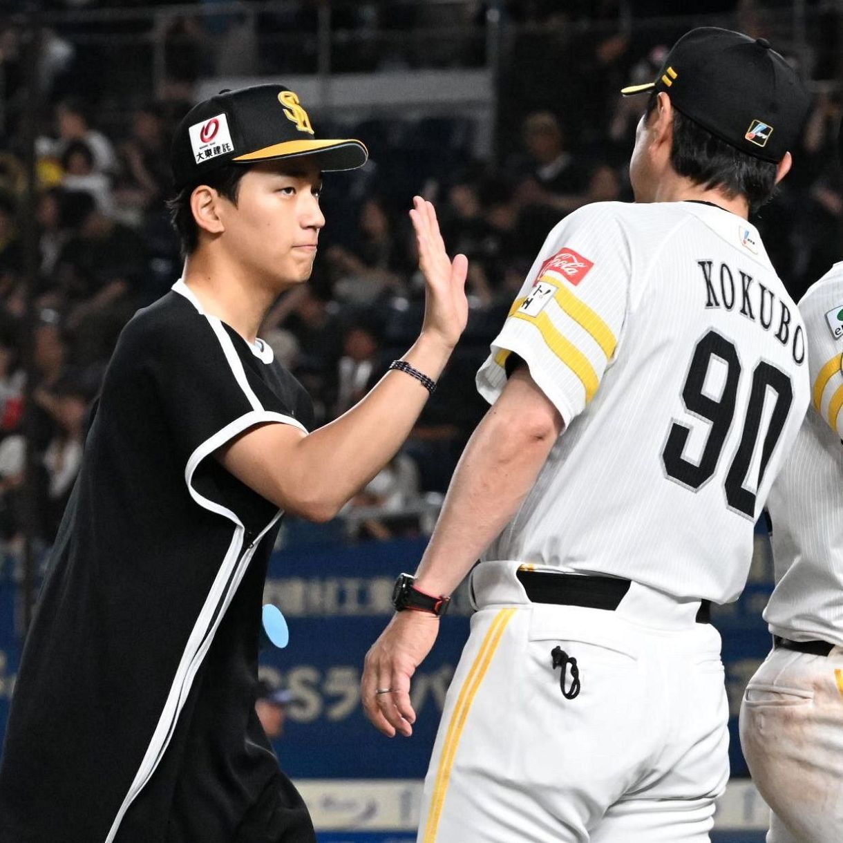 8/17(日)　ソフトバンクVSロッテ戦 みずほプレミアムSSシ―ト♪最前列 唯一のピンチで2者連続奪三振「ゲームを支配する姿見た」 飛躍中の