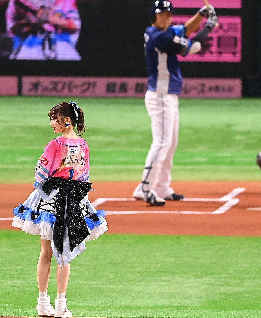 BBM2024 2nd 超ときめき♡宣伝部 辻野かなみ 始球式カード100枚限定 BBM2024 2nd 超ときめき♡宣伝部 辻野かなみ 始球式カード100枚