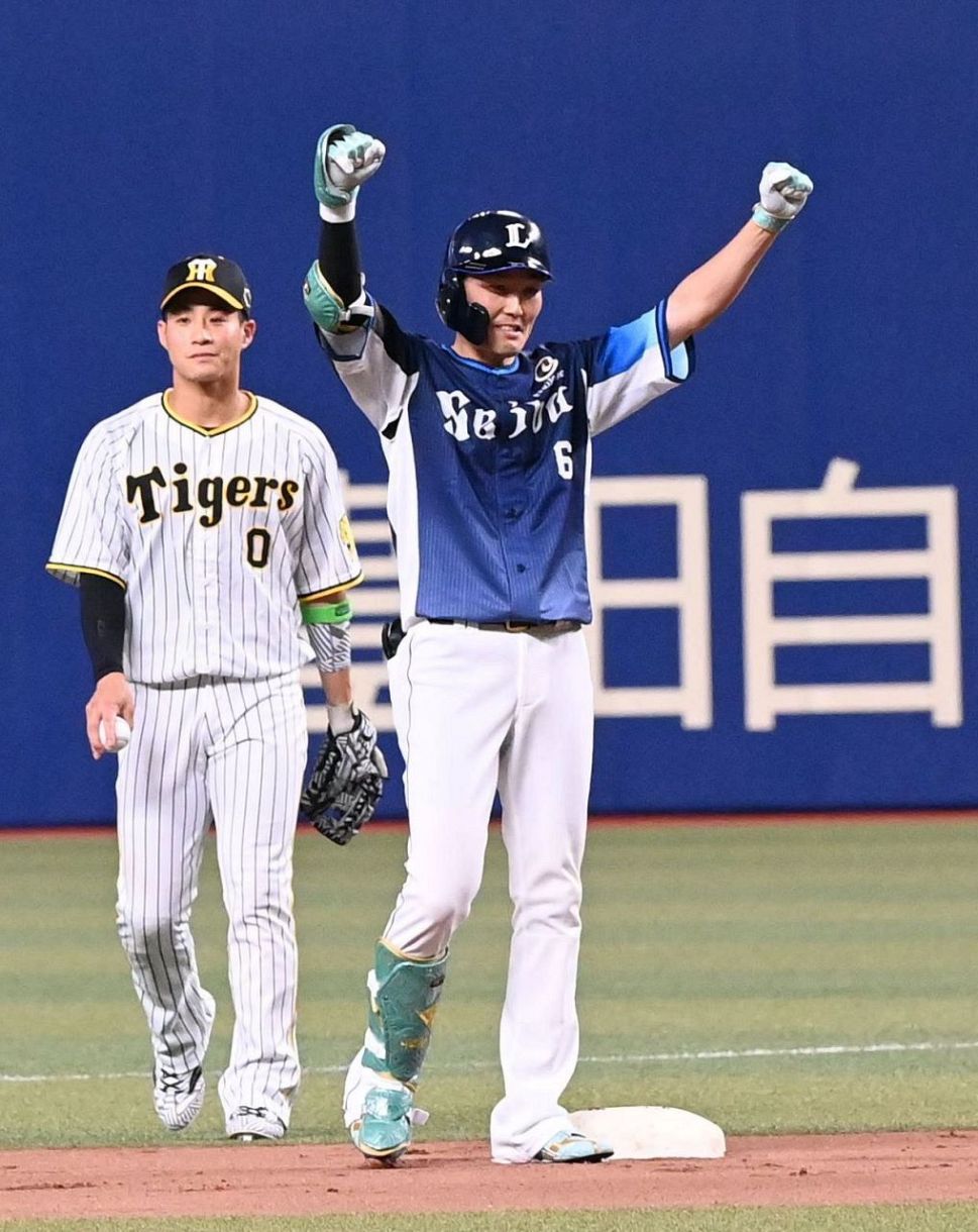 動画】「打撃もたまらん」西武・源田壮亮が右中間破るタイムリー