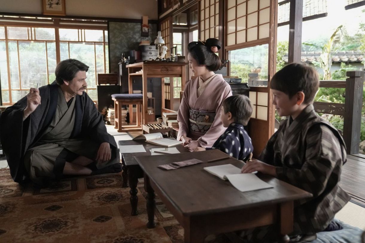 「おクマちゃんもいた～」ばけばけ<b>東京</b>編〝桃源郷〟のような家族ショットに写り込んだ人物に ...