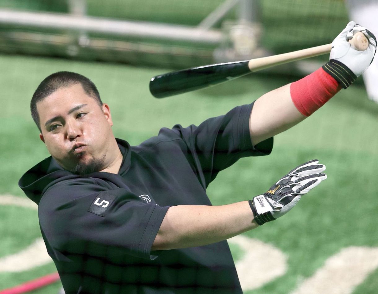 丸まっていい場所と駄目な場所がある」 ソフトバンク山川穂高が修正