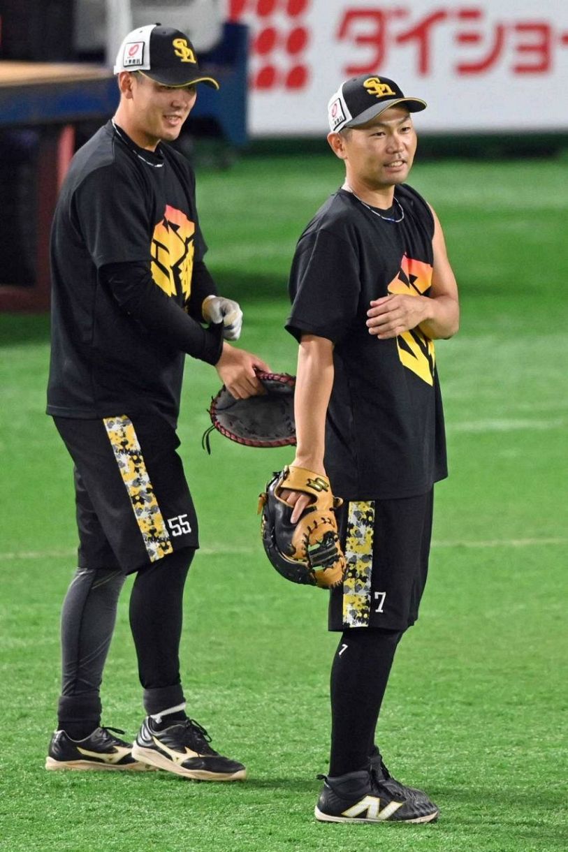 手袋 グローブ中村晃選手 福岡ソフトバンクホークス #7 中村 晃（なかむら あきら）の使用ギア