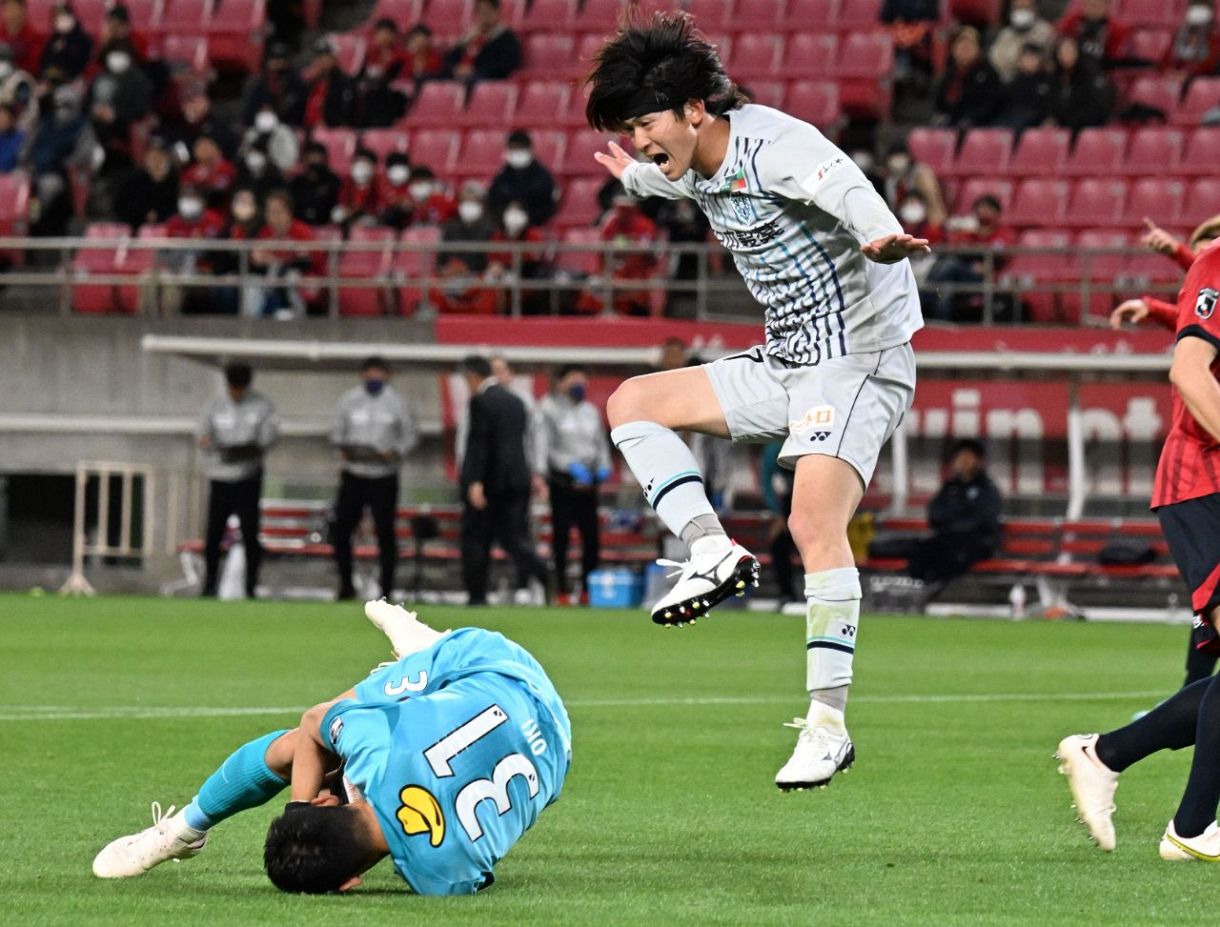 FW27 佐藤 凌我 | アビスパ福岡公式サイト | AVISPA FUKUOKA