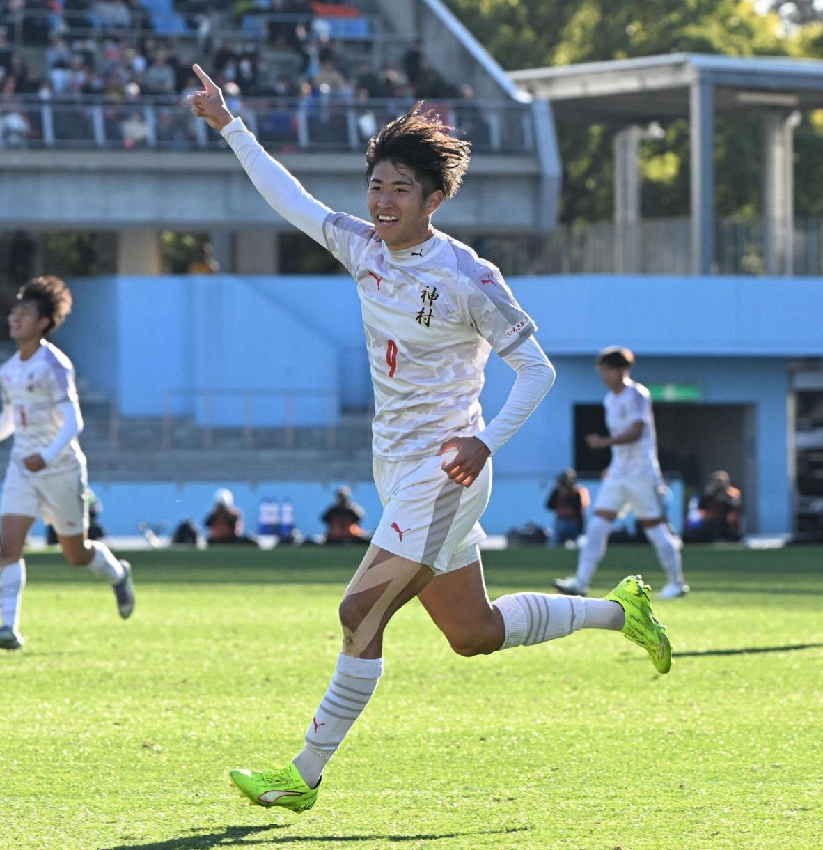 史上6校目で8度目の2冠目指す神村学園―尚志の準決勝スタメン発表【全国