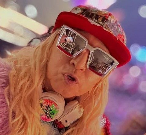 めっちゃおもろいすやん」DJ KOO、プリクラ家族3ショット写真投稿も
