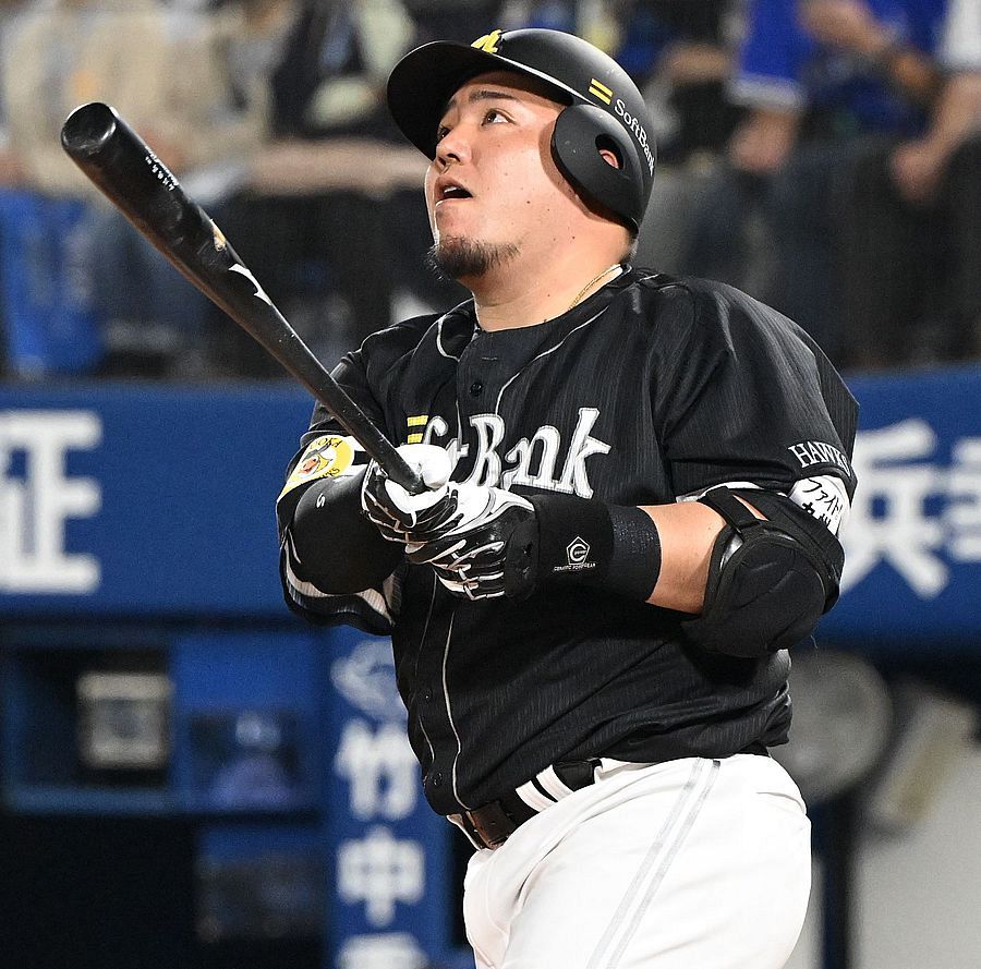 ソフトバンク山川穂高が日本シリーズ1号の2ラン 横浜の空にアーチ掛け