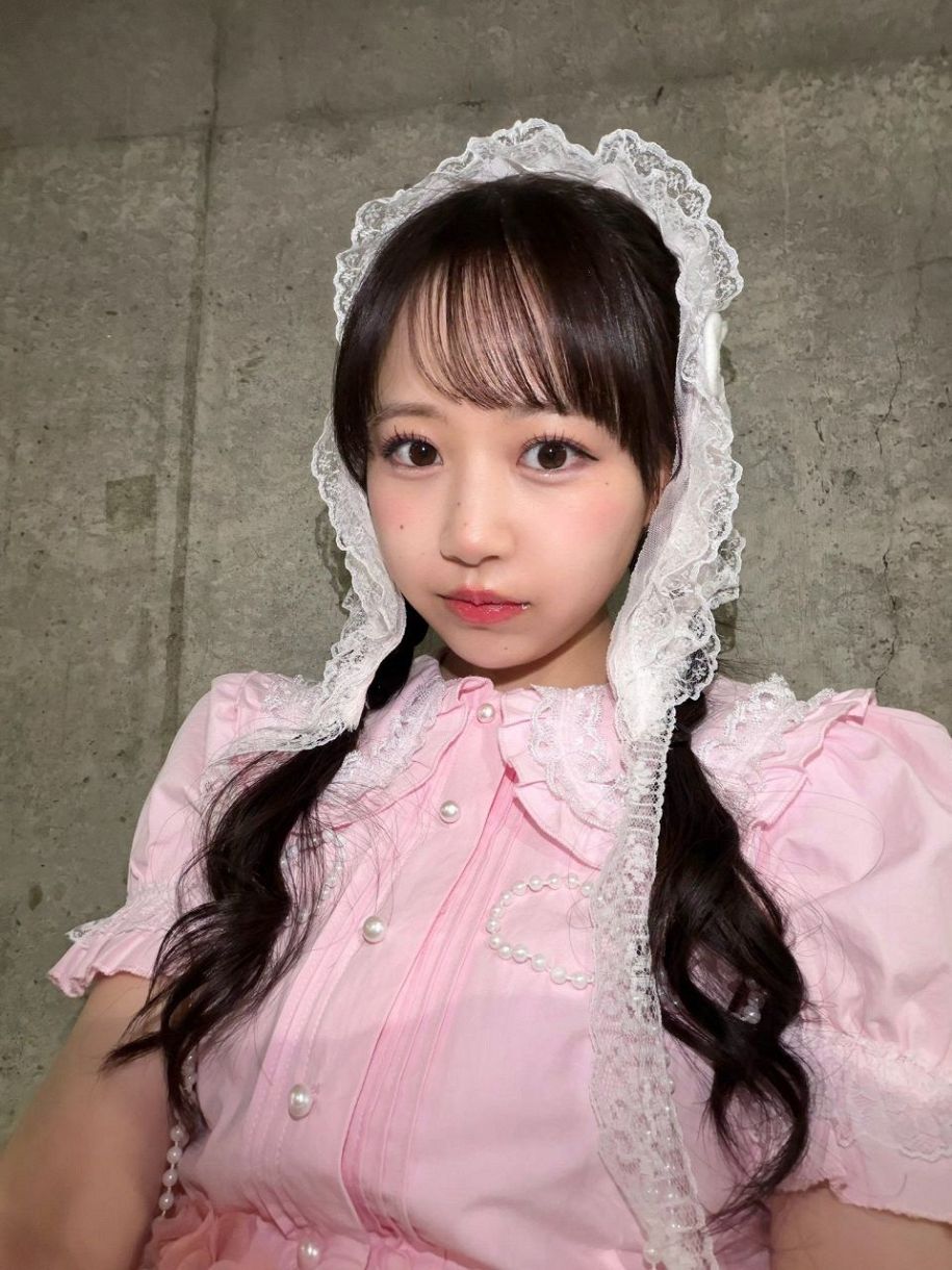 顔にうっかりタトゥー」と反響！FRUITS ZIPPER松本かれん〝失態