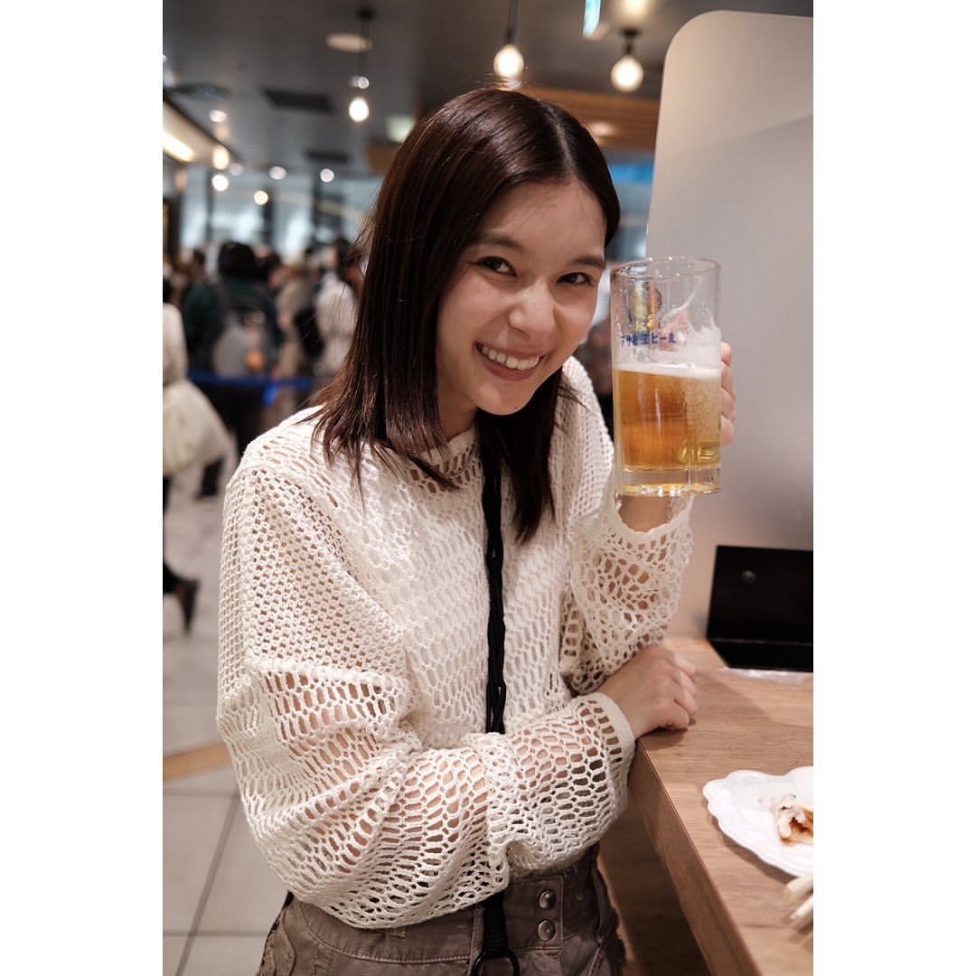 浜崎あゆみ ビアジョッキ （大阪で立ち飲みだと、、、」芳根京子