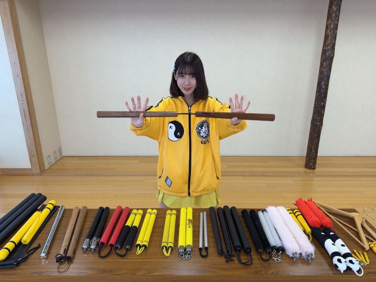 ブルース・リーとヌンチャクガールの夢の共演