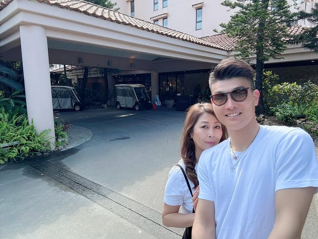 同級生の母と結婚！21歳差夫婦〝新婚さんいらっしゃい再登場〟報告