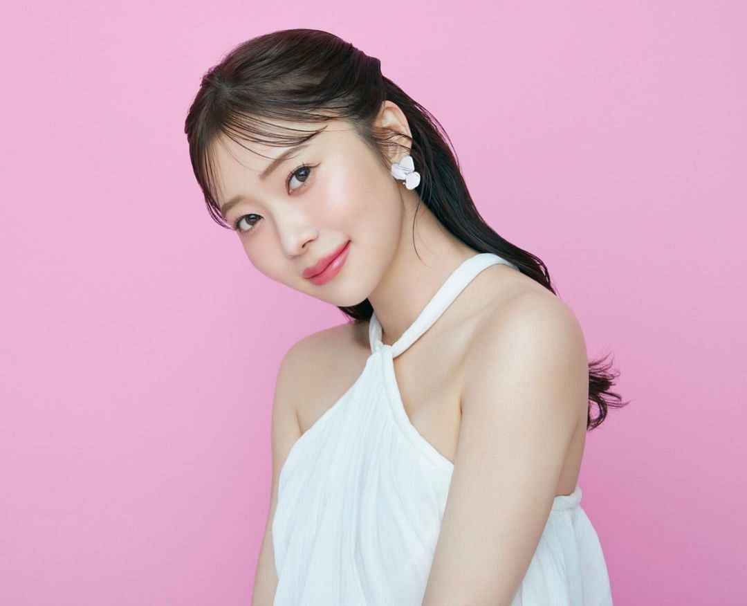 指原莉乃かわいい画像 指原莉乃「お知らせです〜！！！」春っぽく大人可愛いご報告  ファン「す、す、好きかもです！」「ピンクがこんなに眩しいの初めて」：「おっ！」でつながる地元密着のスポーツ応援メディア 西スポWEB OTTO!