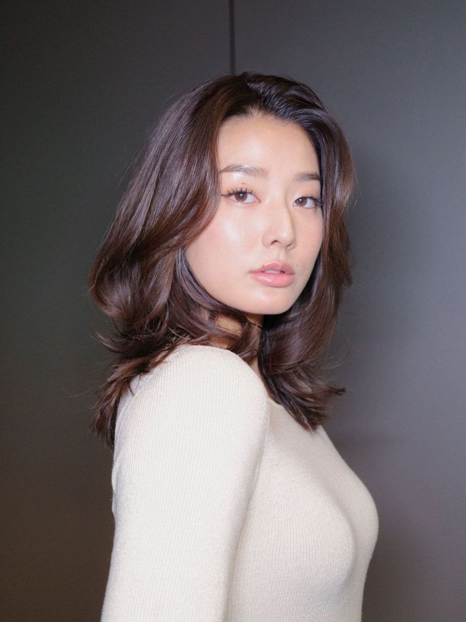 石田 すみれ